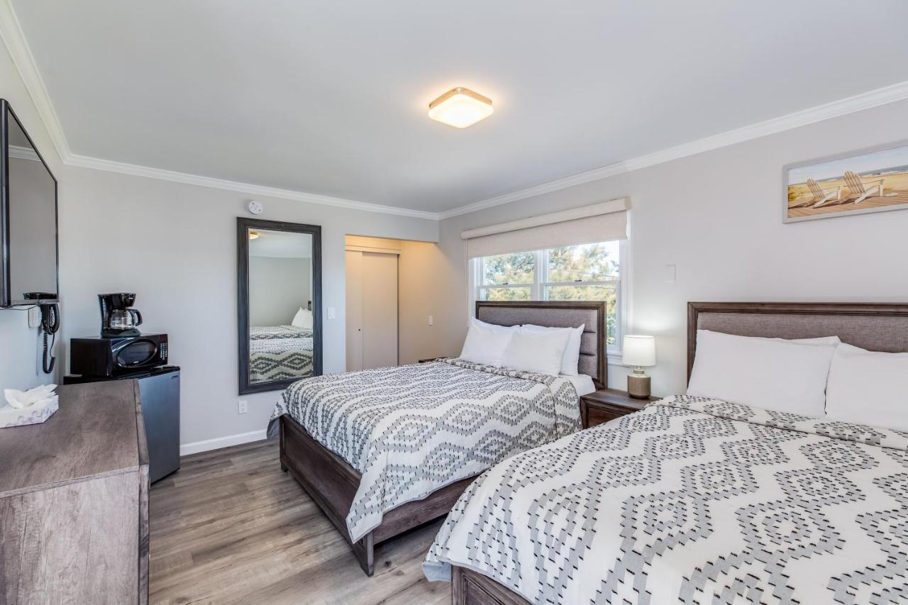 Colonial Shores Resort 햄프턴베이 외부 사진