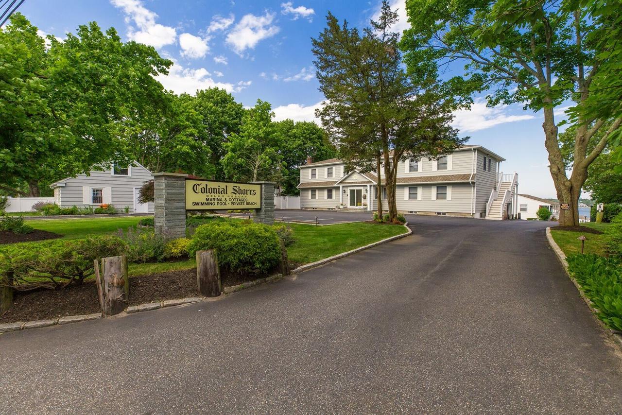 Colonial Shores Resort 햄프턴베이 외부 사진